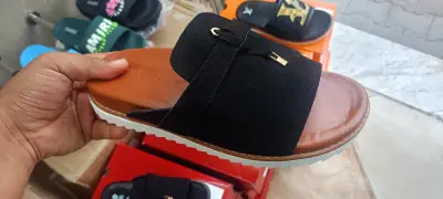 نعل هرمس Hermes المخصص للأغنياء و رفع الطاقة الايجابية