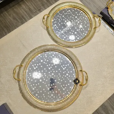 Duo de Plateaux Ronds Dorés – Art Collection ✨