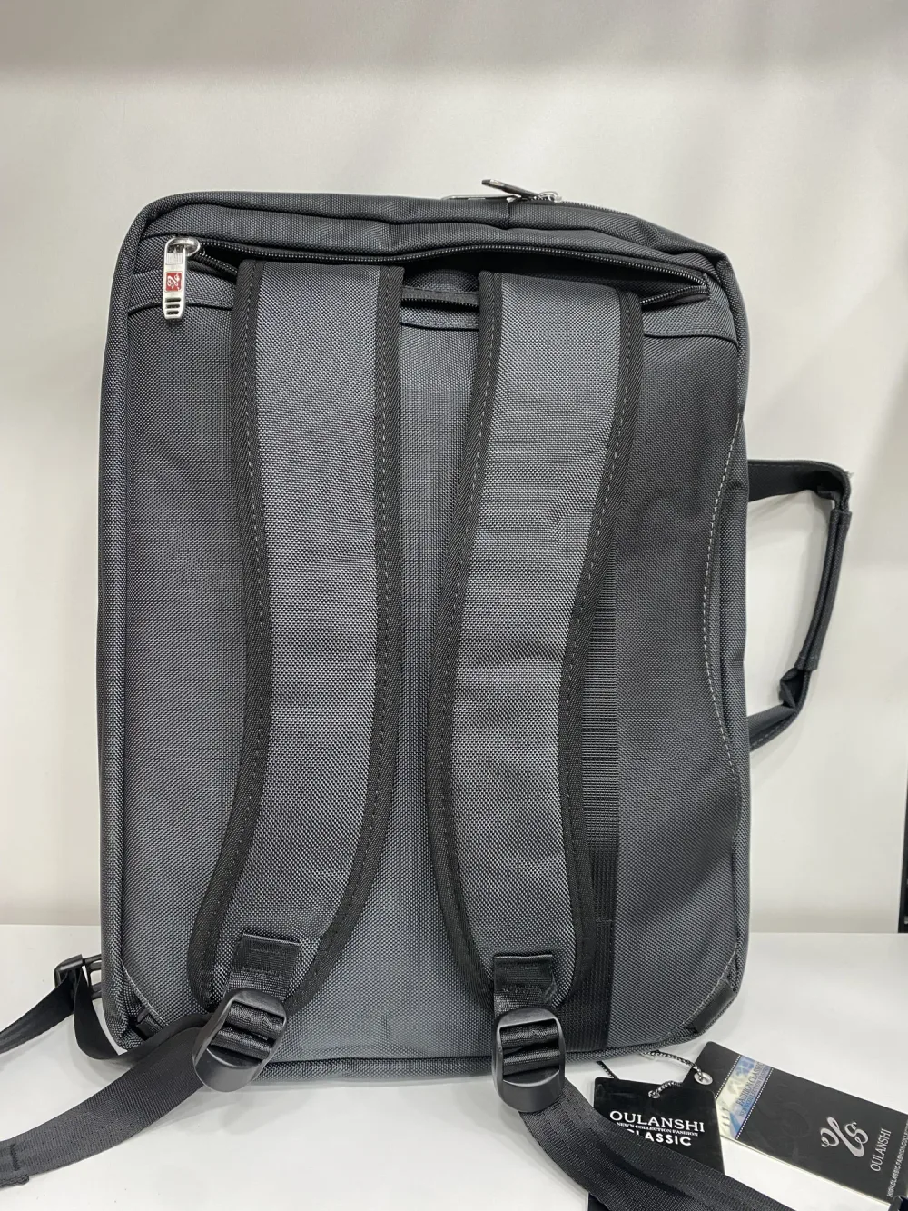 Cartable et sac à dos 2 en 1