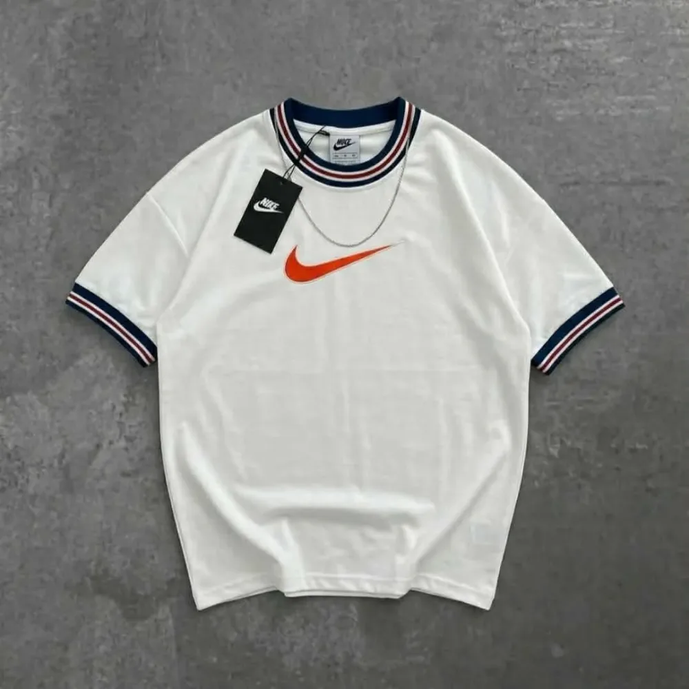 tshirt nike oversize