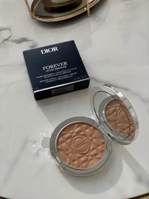بودرة برونزي ديور فوريفير نود - Dior Forever Nude Bronze