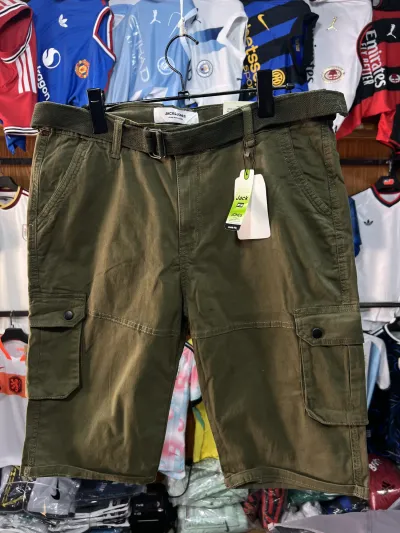 البسة رجالية
