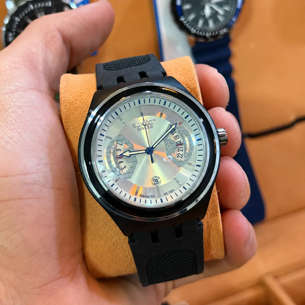 ساعة يد رجالية  _ SWATCH
