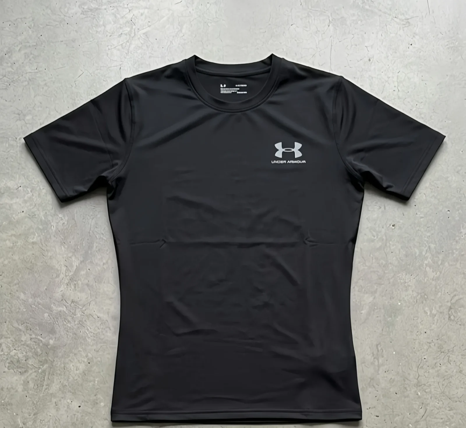 tshirt under armour slim fit