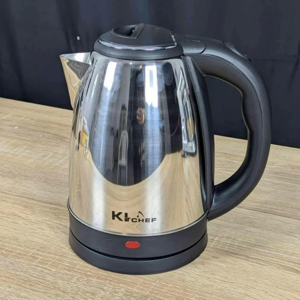 غلاية الماء الكهربائية Kitchef 1.8L – الأناقة والسرعة في مطبخك!