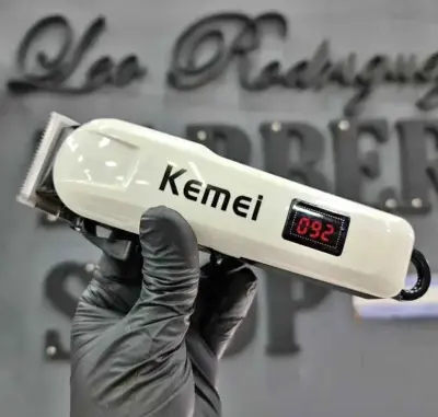 Tondeuse kemei 809A rechargeable 4hours