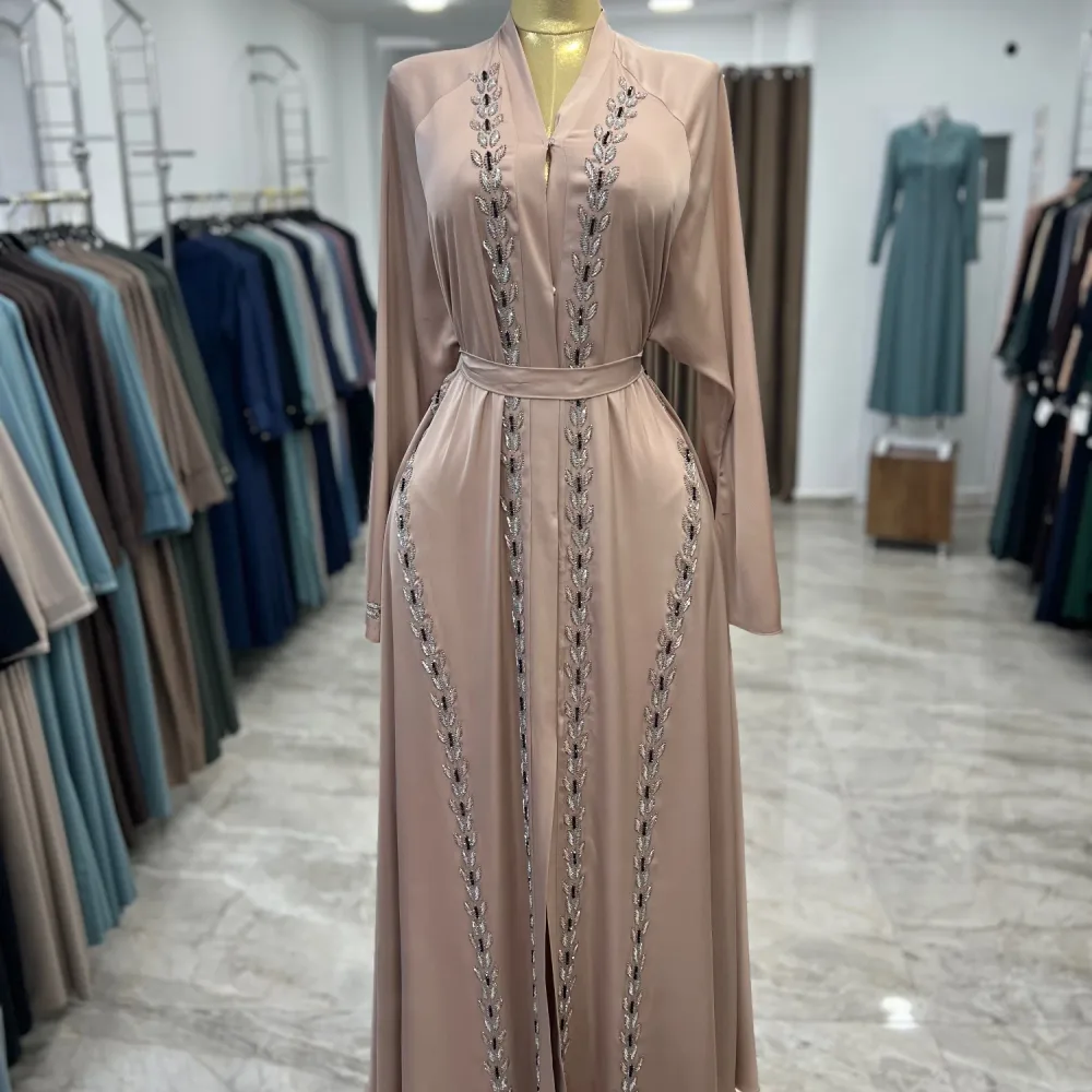 عباية دبي