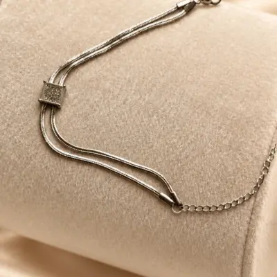 Bracelet argenté triple chaîne