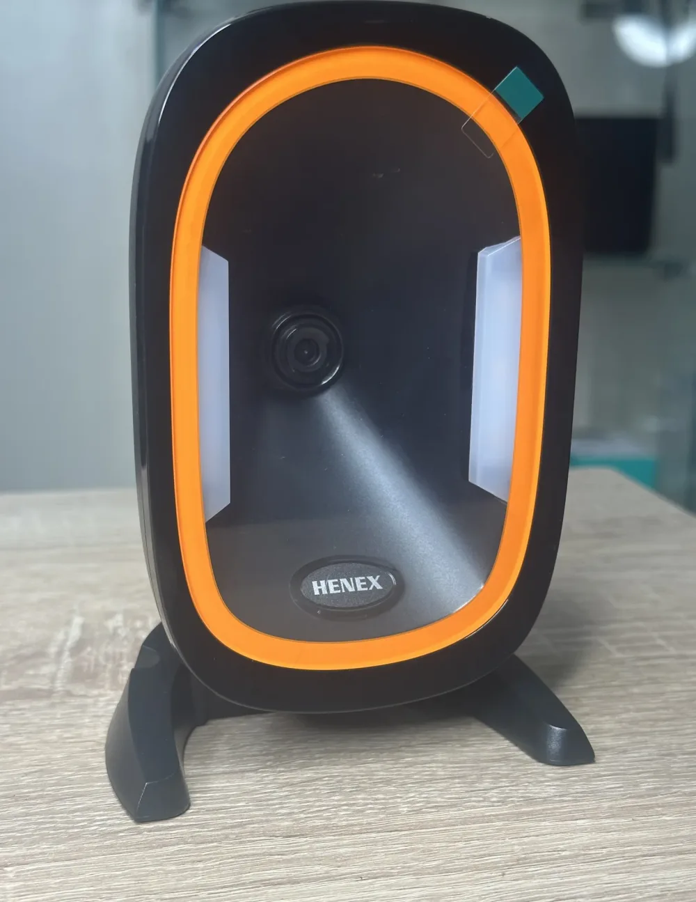 قارئ كود بار HENEX H666