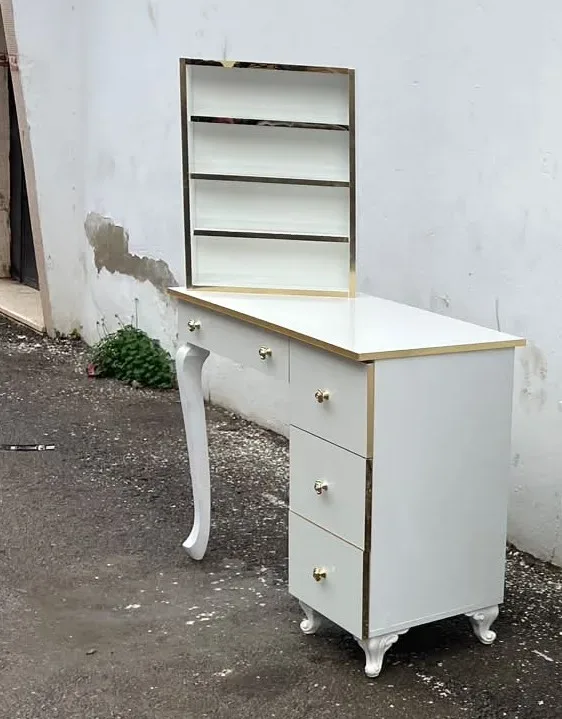 Table d'Onglerie - طابلة مانيكير أرجل غازيل (Gazel)