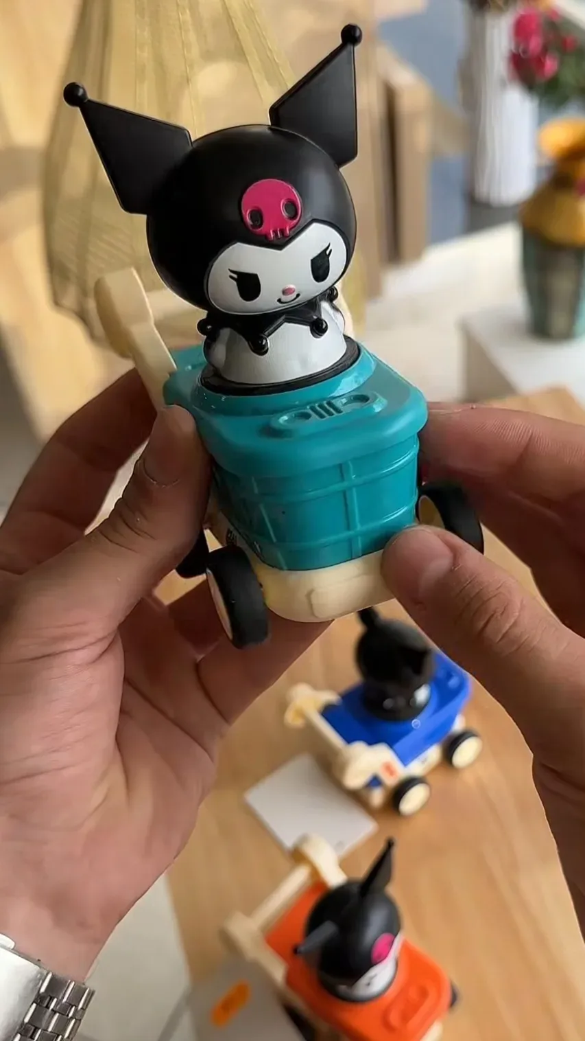 Petite voiture à roues Kuromi