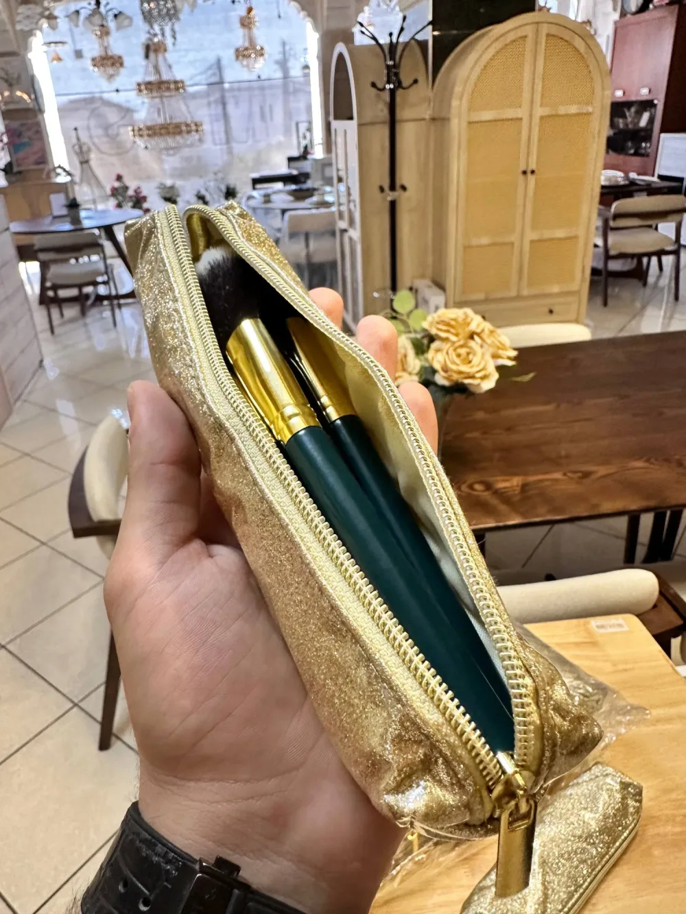 Trousse de Maquillage Pailletée Dorée