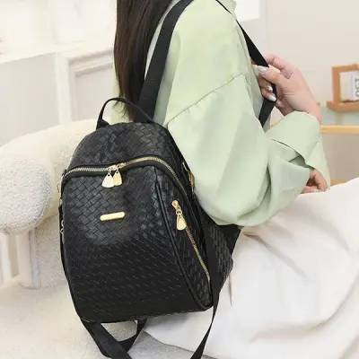 Sac à Dos Femme en Cuir Tressé Élégant avec Ceinture D'Épaule Convertible - حقيبة ظهر جلدية للنساء بتصميم فاخر