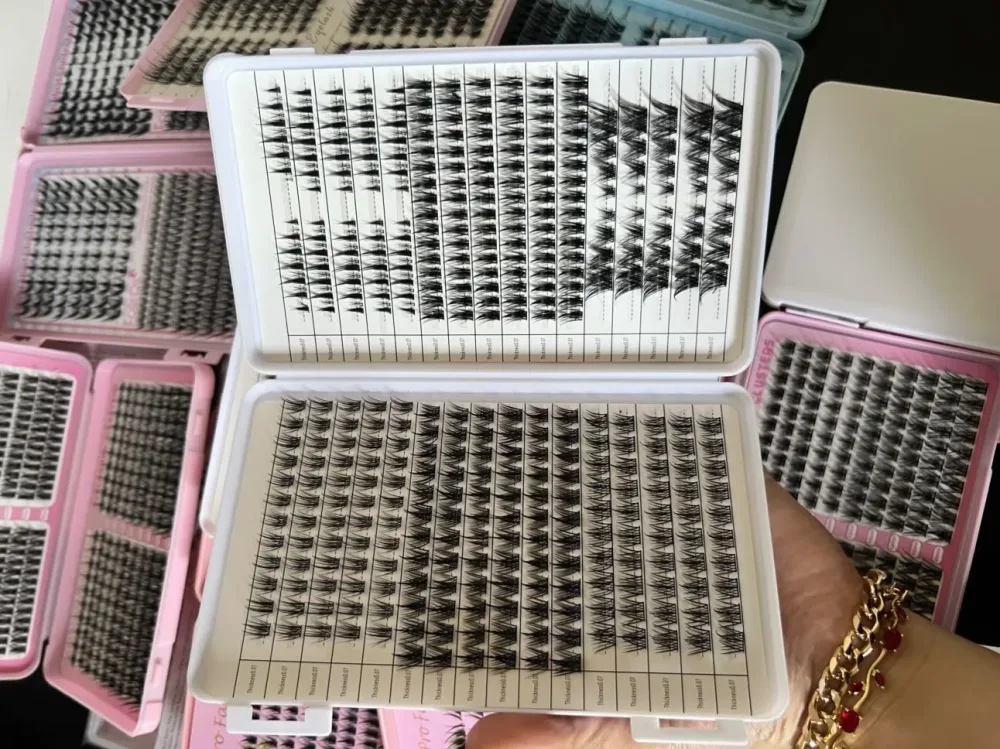 باقة 6 أنواع رموش