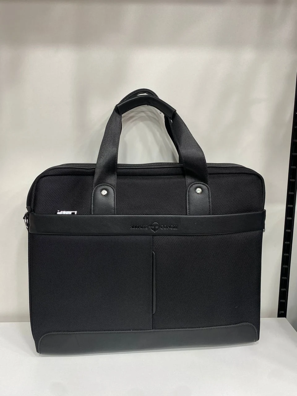 Cartable élégant multipoches