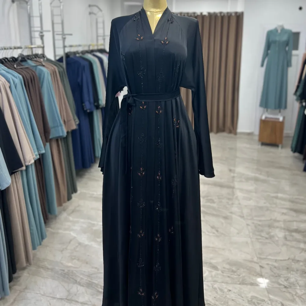 عباية دبي