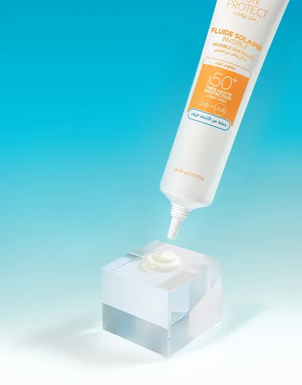 FLUIDE SOLAIRE INVISIBLE SPF 50 + SUN PROTECT (سائل)