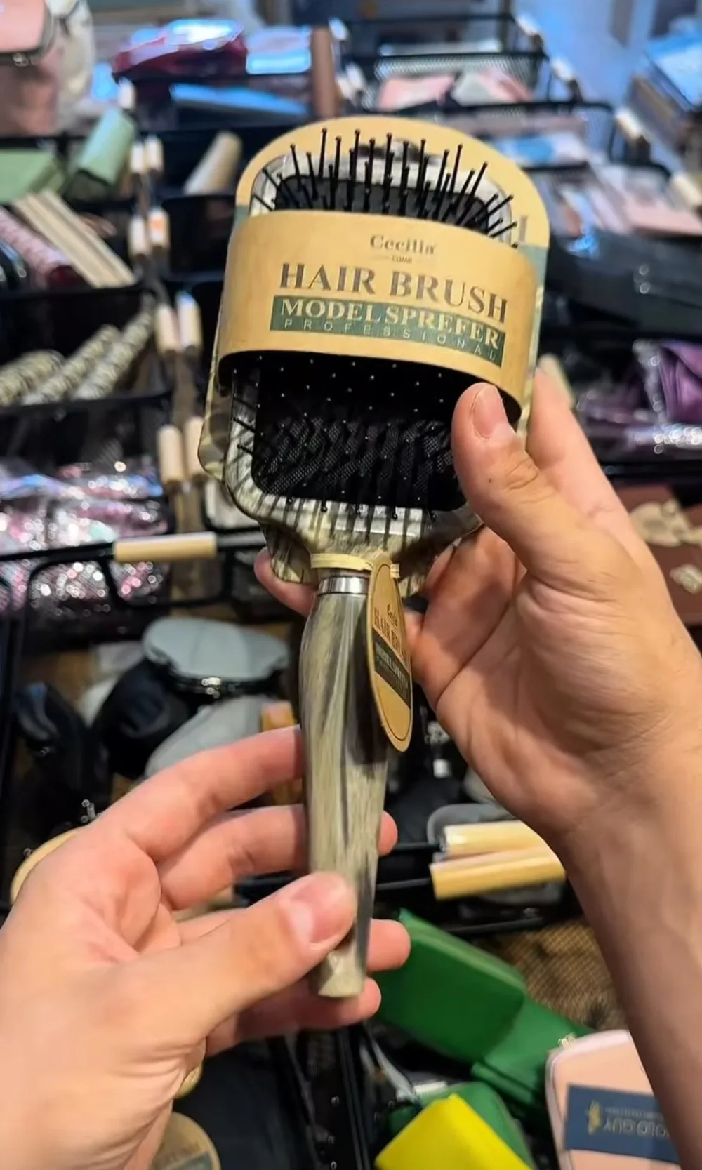 Brosse a cheveau cecelia