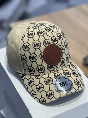 كاسكيطة مايكل كورس Michael Kors