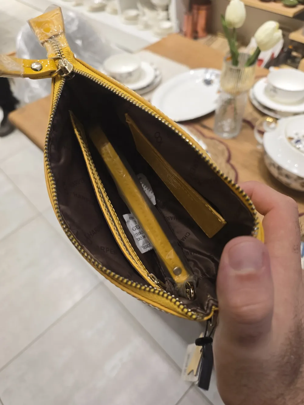 Pouchette jaune