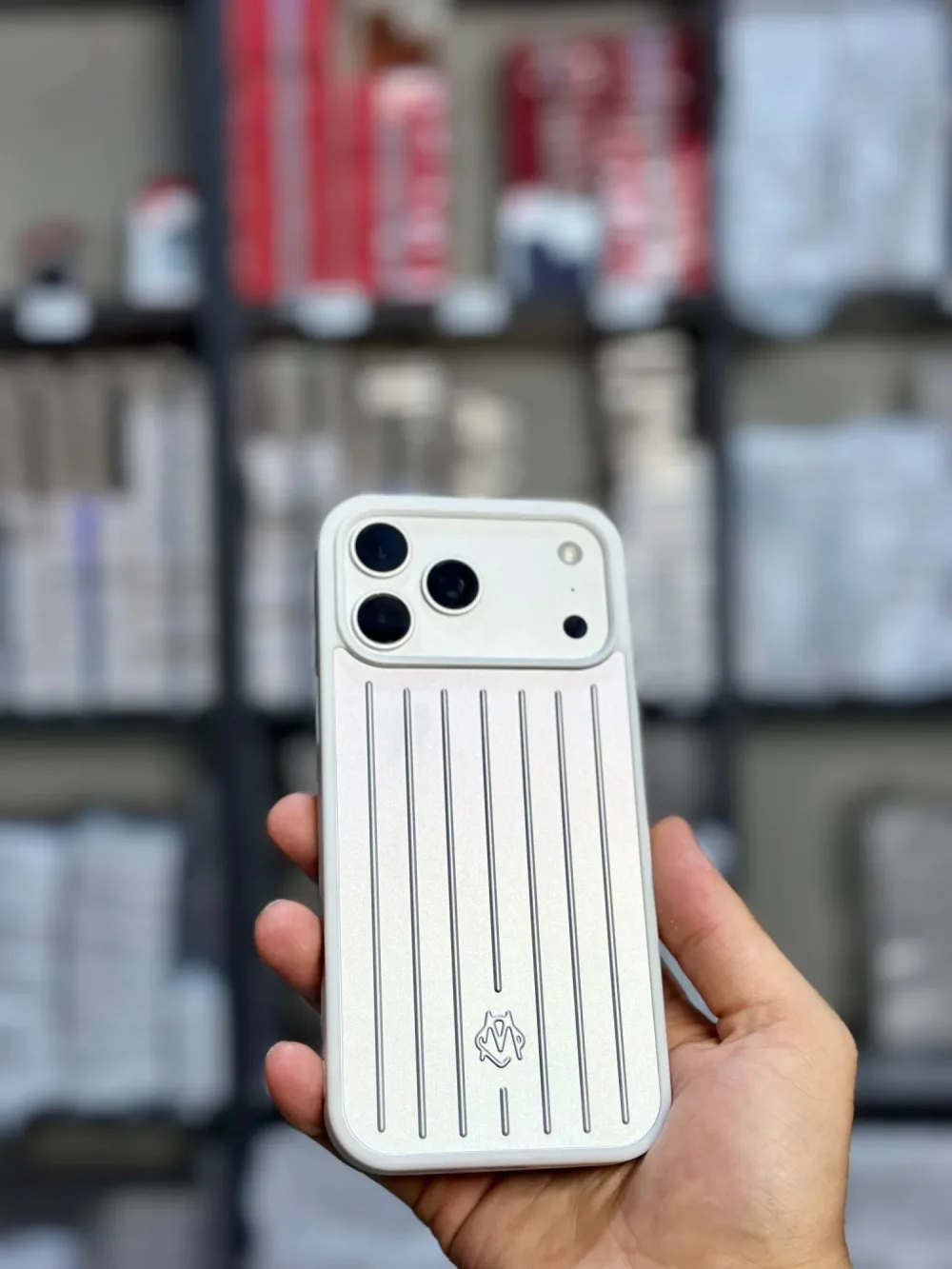 17 Antichoc RIMOWA iphone