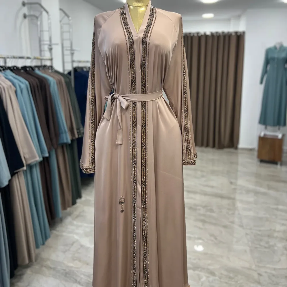 عباية دبي