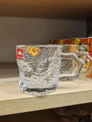 🥤 VERRE À POIGNÉE TEXTURE MARTELÉE - TRANSPARENT