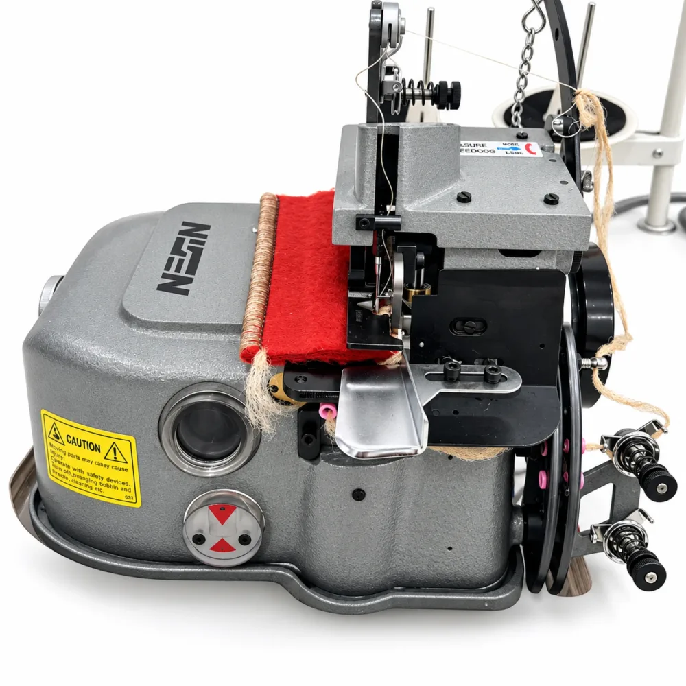 Machine à coudre industrielle surjeteuse tapis NS-2502K (avec coupe de bord)