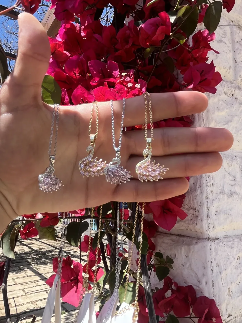 سنسلة بجعة swan necklace 🦢