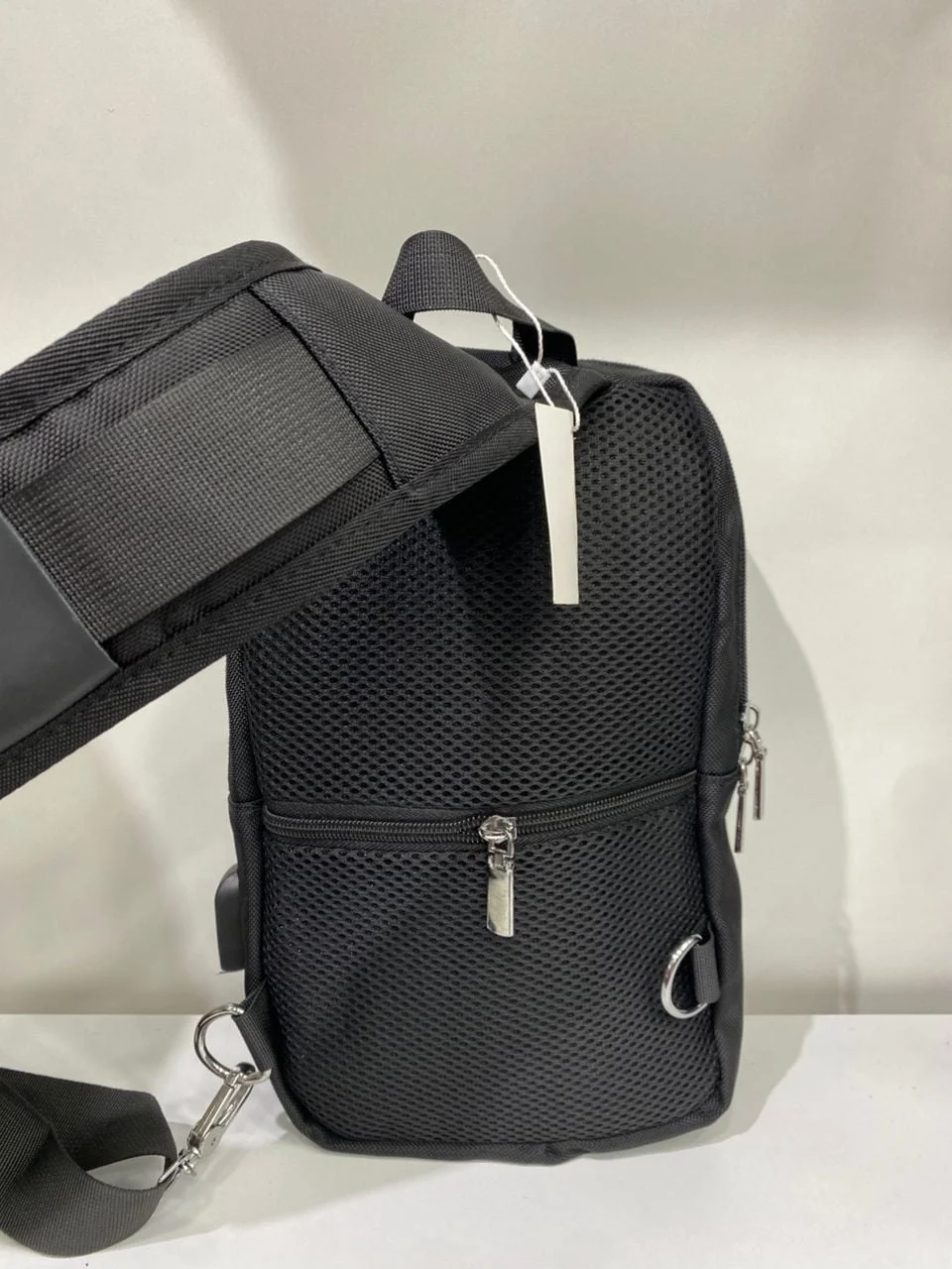 Sacoche Sling Bag avec USB