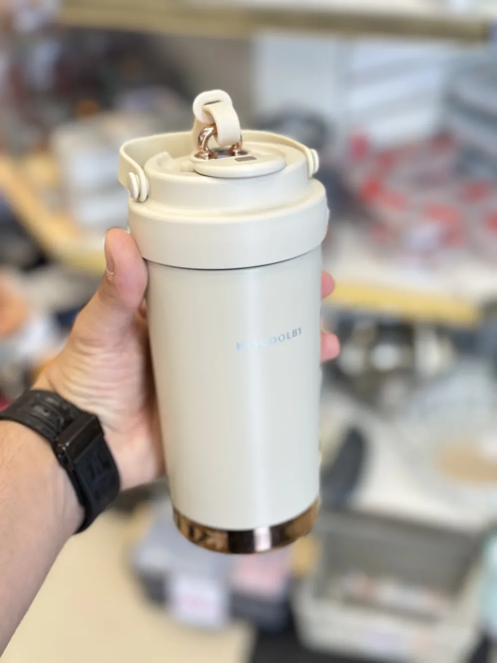 Mug Thermos HEYCOOLBY – L’allié parfait de vos boissons chaudes