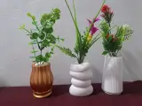 مجموعة فازات الزهور الديكورية المصغّرة