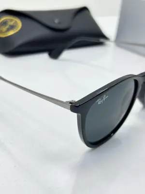 Ray-Ban eriqa