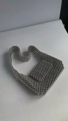 حقيبة نسائية