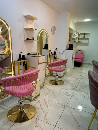 Mobilier de Salon & Onglerie