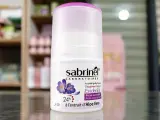 مزيل عرق رول أون (Déodorant Roll-on).