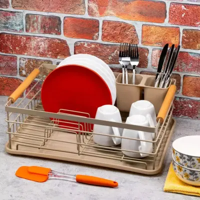 Égouttoir à vaisselle compacte avec bac d’égouttage et porte-couverts – مجفف أواني في المطبخ