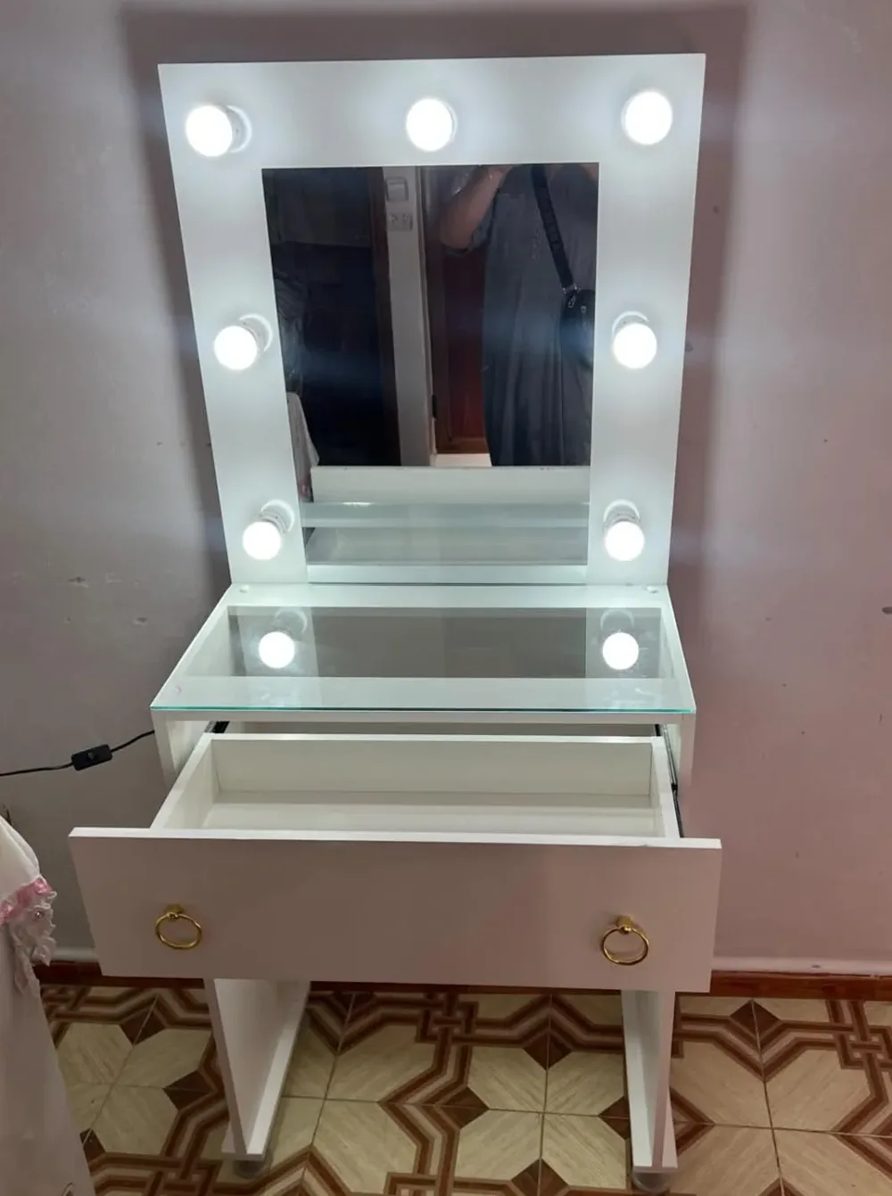 Coiffeuse Cuta 70cm - كوافوزة كيوتا عصرية مقاس 70 سم مع مراية مضيئة