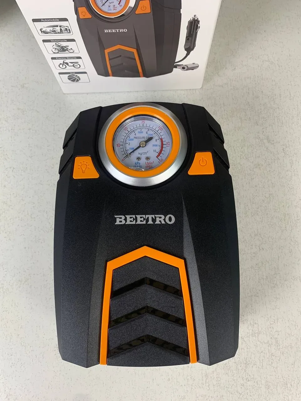 Compresseur de Voiture BEETRO BE0172 150 PSI - مضخة وضاغط الهواء للسيارات بقوة 100 واط