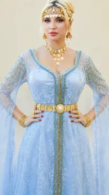 نايلي