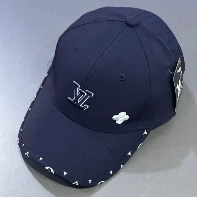 كاسكيطة لويس فويتون Louis Vuitton ازرق داكن