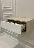 Table de nuit mural مغلقة