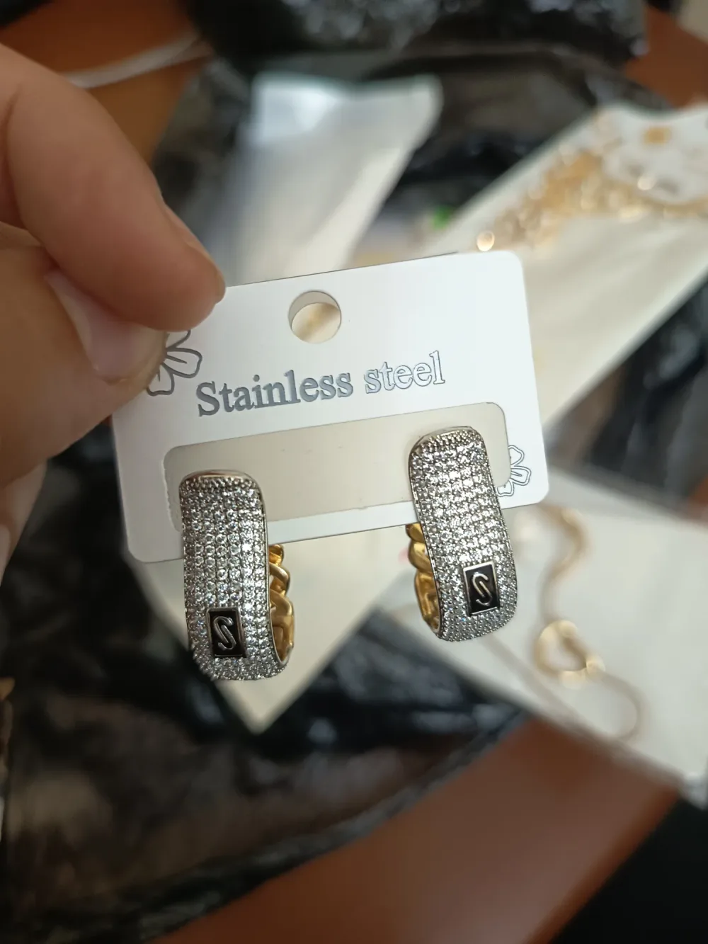Boucle d'oreille MONACO CB84