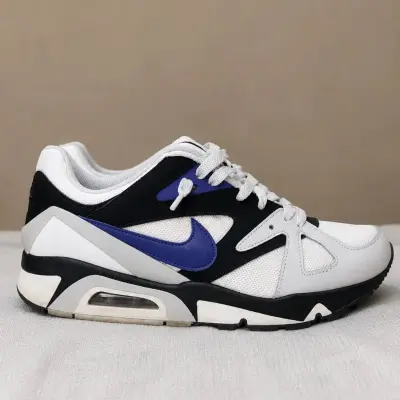 NIKE AIR