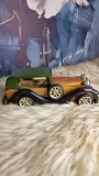 🚘 سيارة كلاسيكية من الخشب 🚘