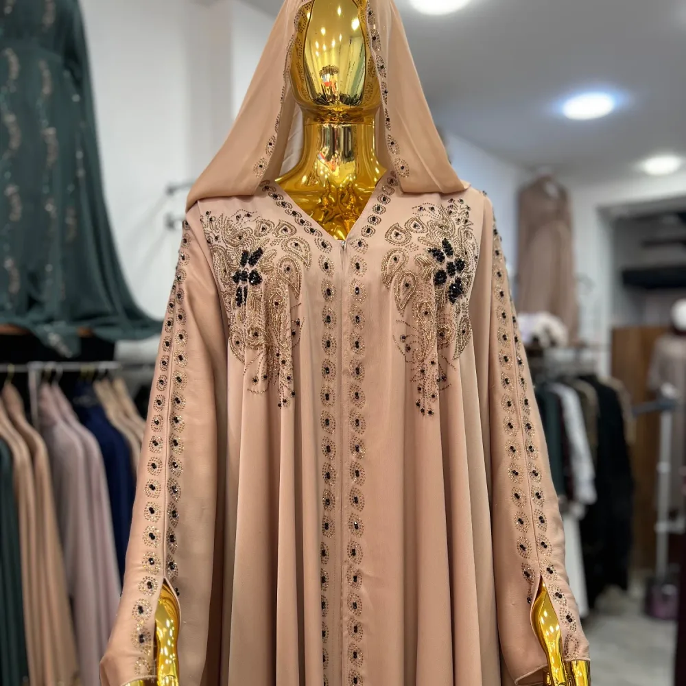 برنوس دبي