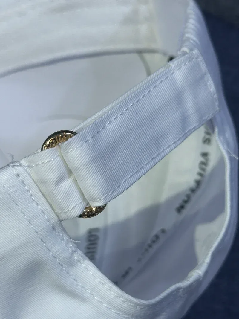 كاسكيطة لويس فويتون Louis Vuitton