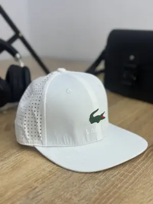 كاسكيطة لاكوست  Lacoste