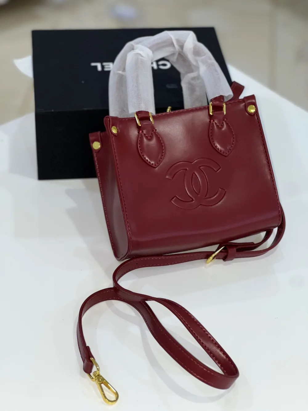 Tote CHANEL Signature – Édition Élégance