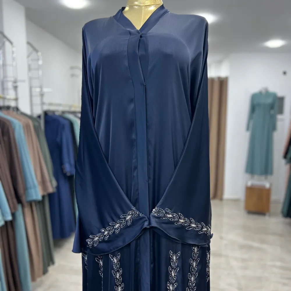عباية دبي